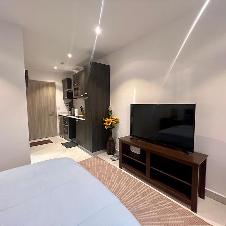 Plsa Airport-The Lennox Apartment Accra Exterior photo