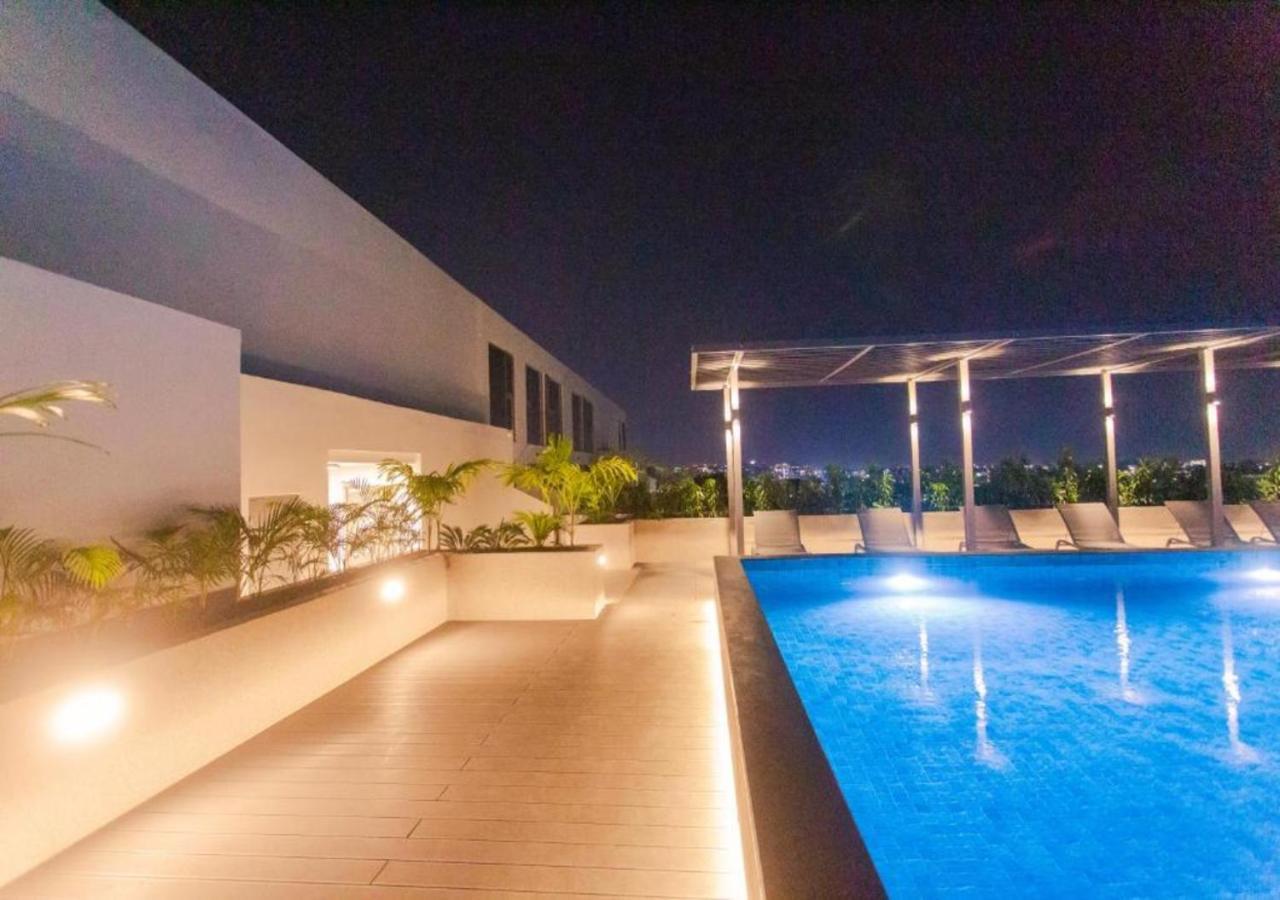Plsa Airport-The Lennox Apartment Accra Exterior photo
